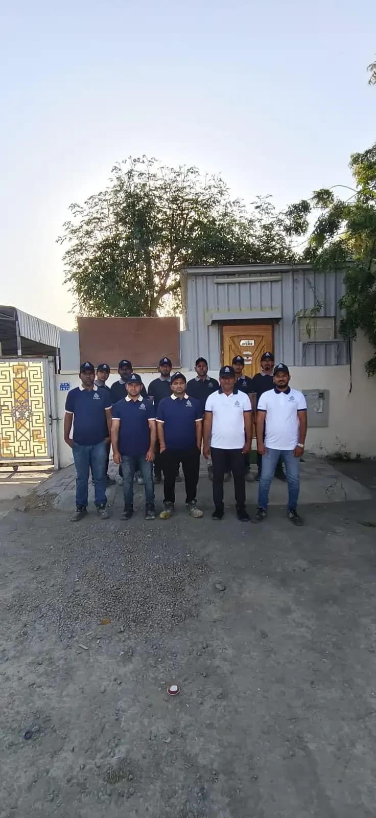 Maarij International team at the Oman manufacturing facility